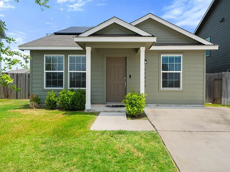 17813 Willacy Cv — Photo 1