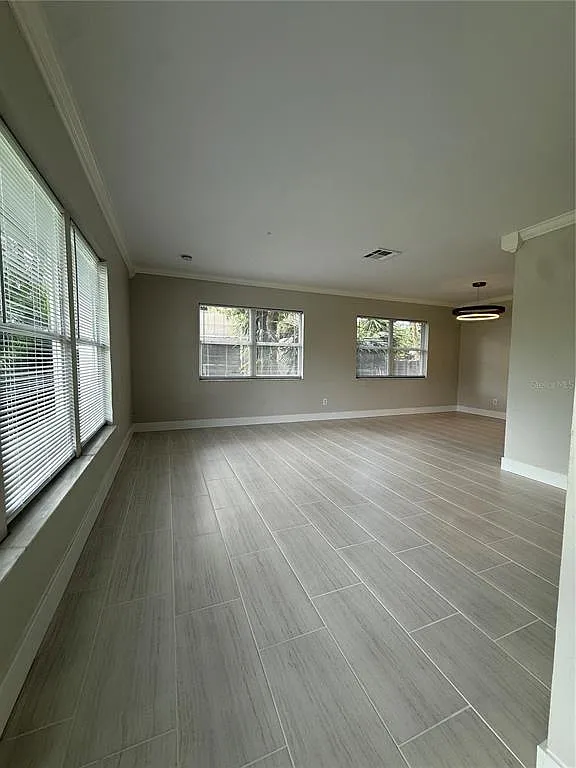 3 bed, 2.5 bath, 1502 sqft, $3,250 — Photo 4