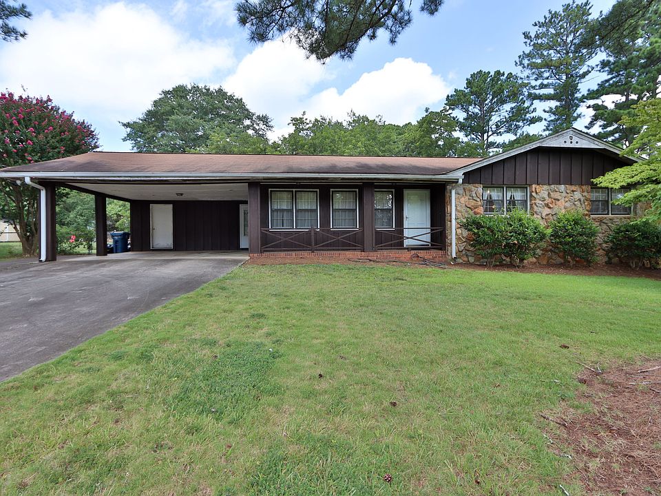 1st image of 2581 Kings Cir