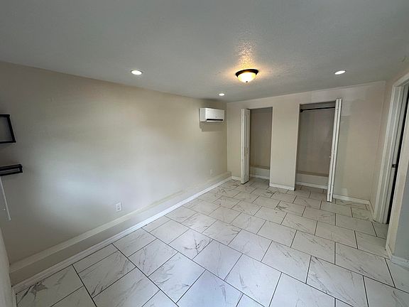 2nd image of 3007 N Central Ave #1/2