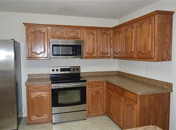 4th image of 1511 Nathan Cir
