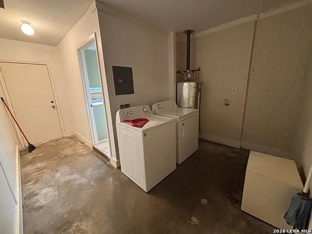 1903 Flamingo Dr — Photo 12