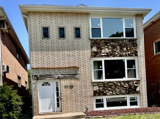 7447 S Rockwell St APT 2, Chicago, IL 60629