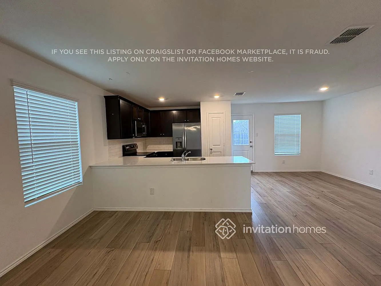 1339 Mosely Cir Dallas, TX 75253 — Photo 4