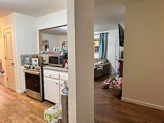 Entering looking at kitchen
