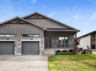 9 Sarah St, Casselman, ON K0A1M0