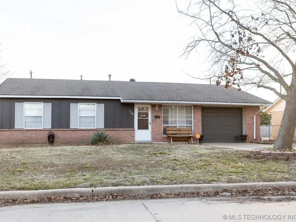710 Sirocco Pl, Bartlesville, OK 74003