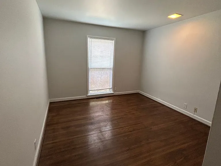 246 White Bridge Rd #C5 — Photo 8