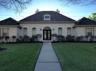 1942 Baker Trl, Houston, TX 77094