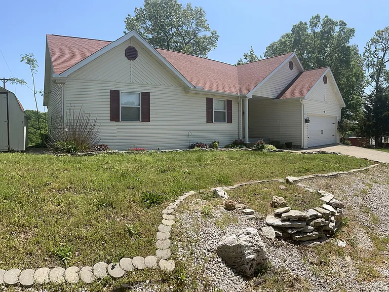 56 Iris Dr — Photo 50