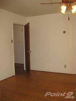 3rd image of 5821 Jennie Dr