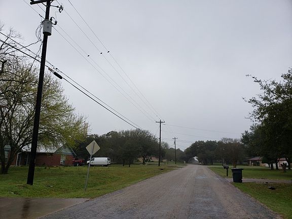 5th image of 337 Live Oak Dr