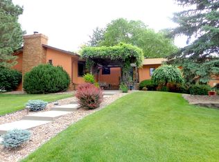2211 Woodridge Ct, Grand Island, NE 68801