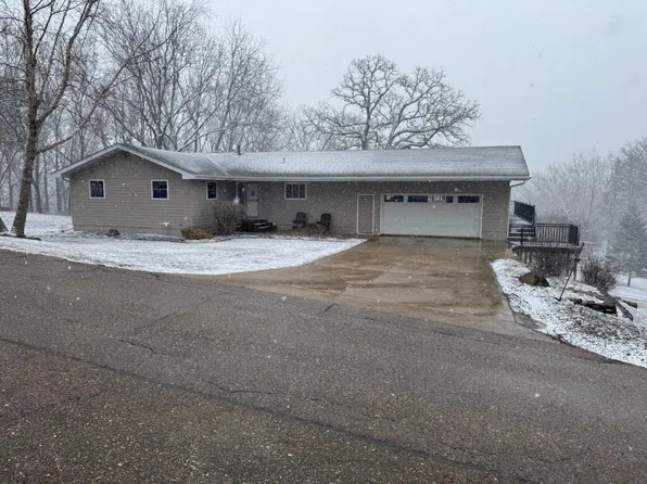 21824 Douglas Ave, Albert Lea, MN 56007
