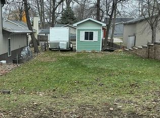 5028 Clark St, Clear Lake, IA 50428