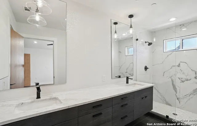 310 Clay St #11 — Photo 20