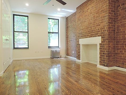 1st image of 180 Prince St APT 5