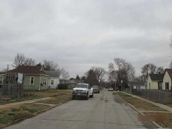 3rd image of 6416 Grant St