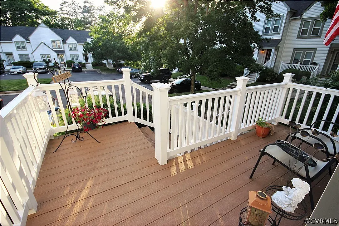 2 bed, 1651 sqft, $1,975 — Photo 3