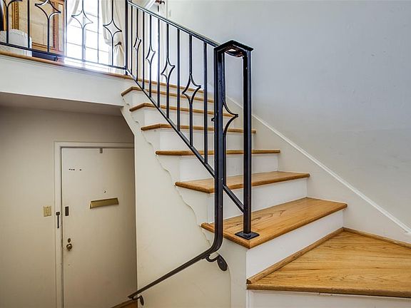 3rd image of 4421 University Blvd #4423