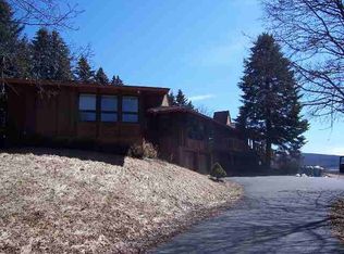236 Myers Rd, Howes Cave, NY 12092