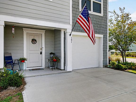 4th image of 101 Orchid Bloom Cir