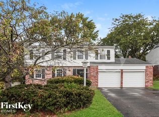 1940 Edgewater Dr, Cincinnati, OH 45240