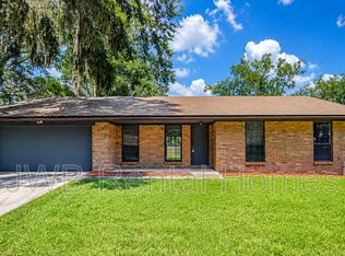 6073 Cranberry Ln E, Jacksonville, FL 32244