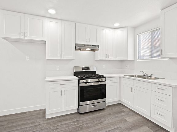 5th image of 428 W Oliver St #428