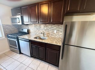 103 Maybrook Dr #11, Maywood, NJ 07607