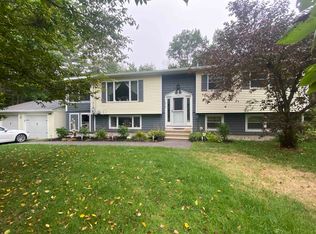 52 Mountain Rd, Epsom, NH 03234