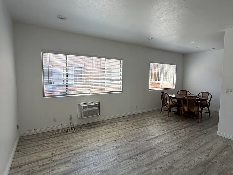 433 Cottage Home St #3 — Photo 4