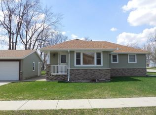 101 Central Ave S, Dodge Center, MN 55927