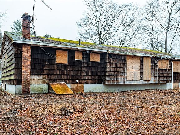 5th image of 164 Westfield Dr