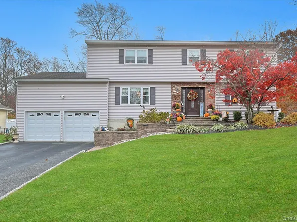 30 Pelham Avenue, Nanuet, NY 10954