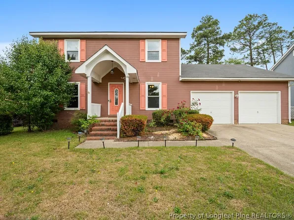 1738 Calista Cir, Fayetteville, NC 28304