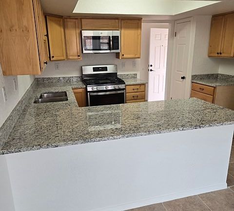 3rd image of 628 El Parque Dr