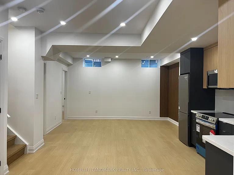 94 Carnegie Dr #BASEMENT — Photo 4