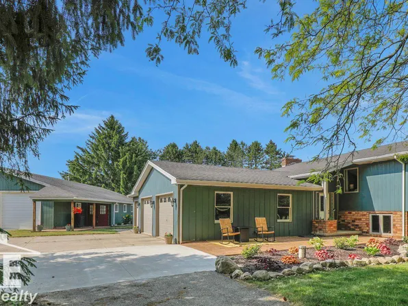 11397 E Eaton Hwy, Grand Ledge, MI 48837