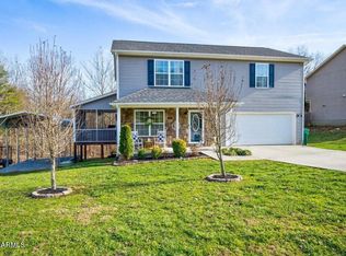 1136 Long Meadow Dr, Knoxville, TN 37920