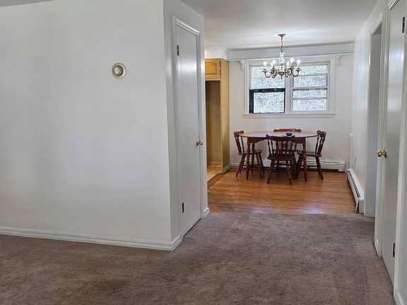 2nd image of 303 Wyoming Ave