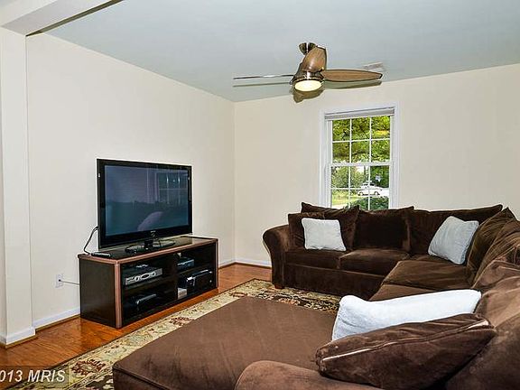5th image of 10213 Shiloh St