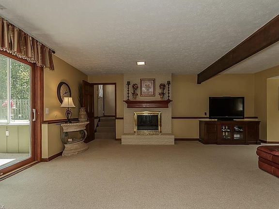 4th image of 6173 Brambleside Dr