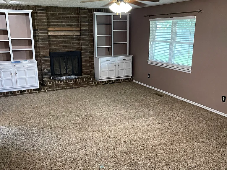 800 N Parkview Cir — Photo 23