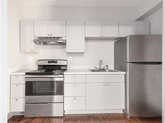 5th image of 3004 Canal St #303