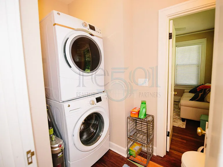1508 Kavanaugh Blvd — Photo 35