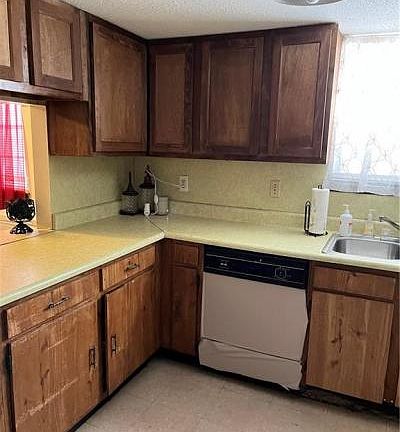 4th image of 2730 Richland St