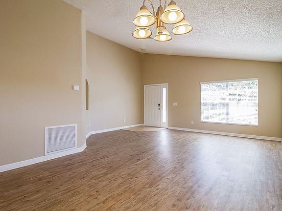 5th image of 5020 Sweet Leaf Ct