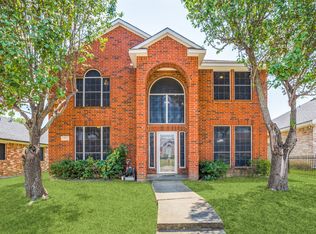 1002 Kim Ln, Mesquite, TX 75149