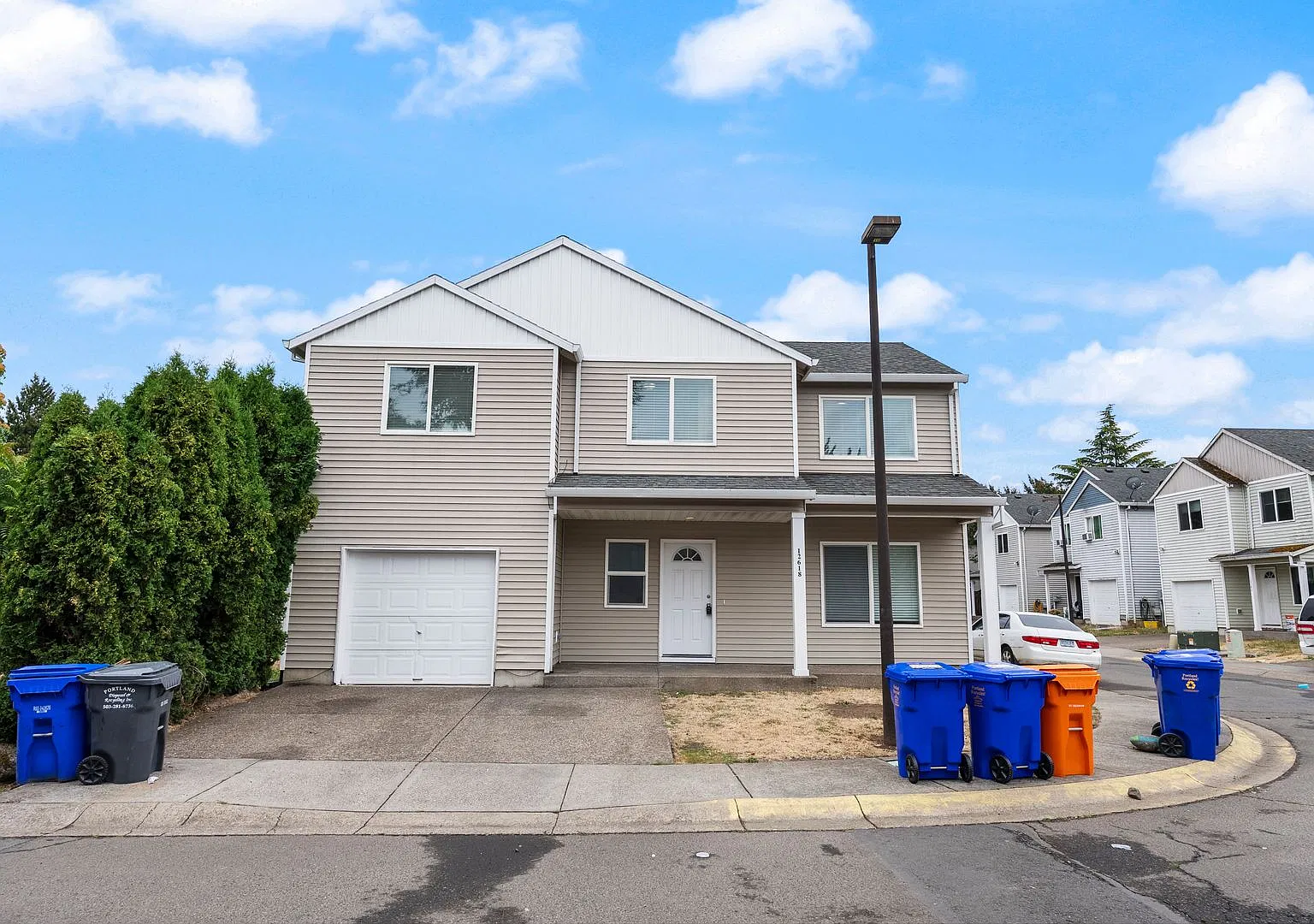 5Bed/2.5 Bath House available — Photo 1